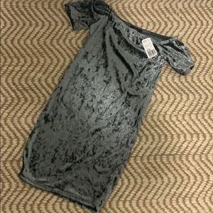 Forever 21 Off the shoulder tight dress